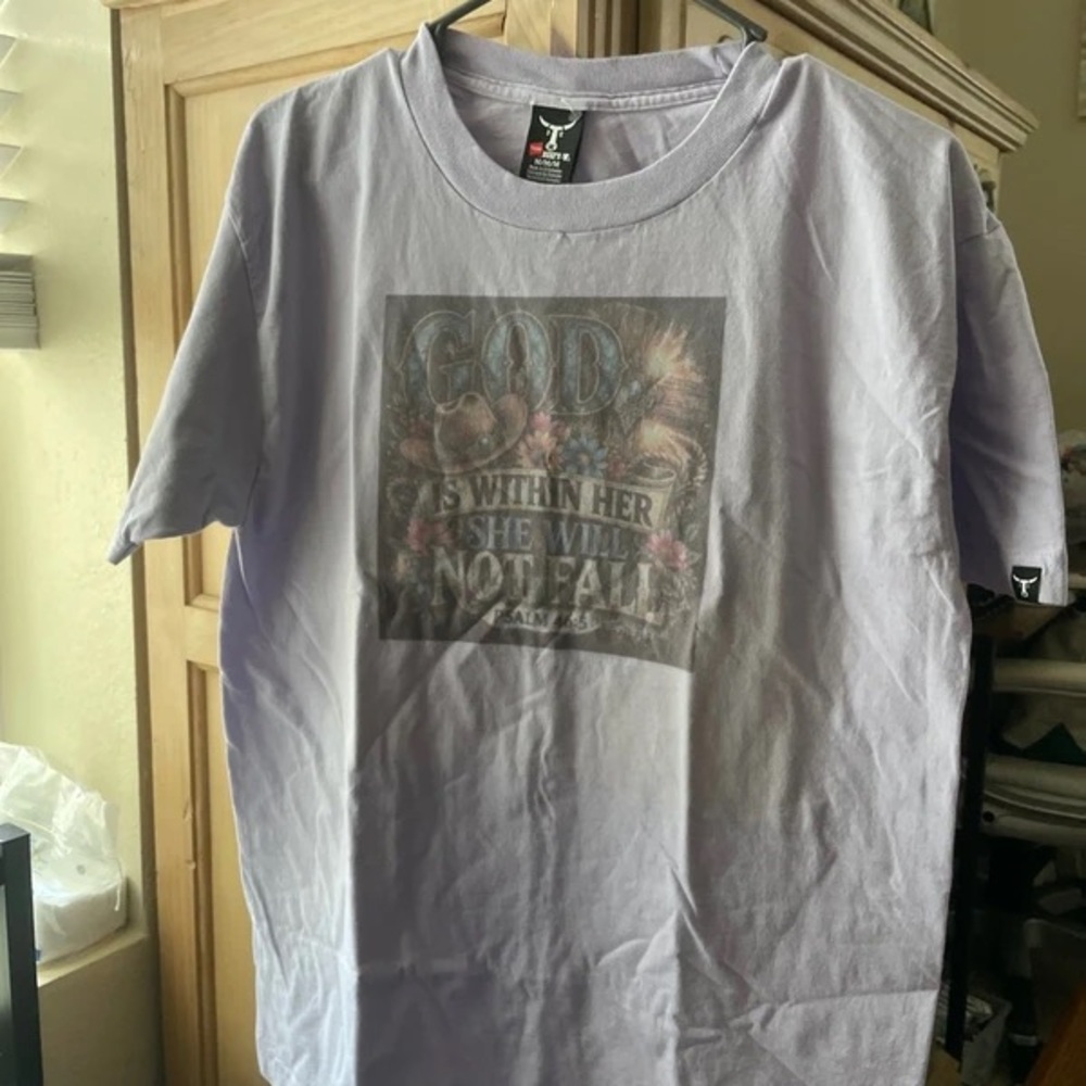Graphic Crewneck T-Shirt in Lilac - Devotional Print